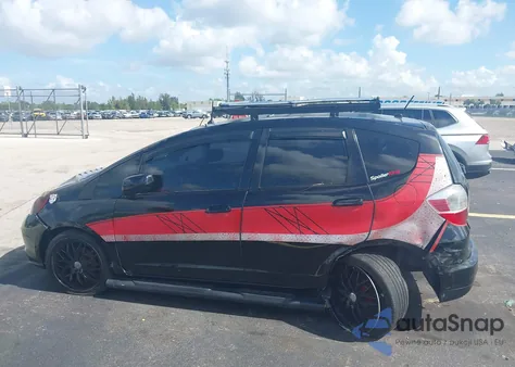 2013 Honda Fit z USA, uszkodzony, nr VIN JHMGE8H37DC037224